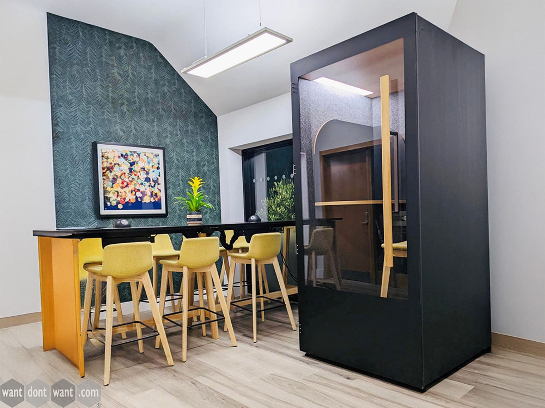 Used ROOM single acoustic pod