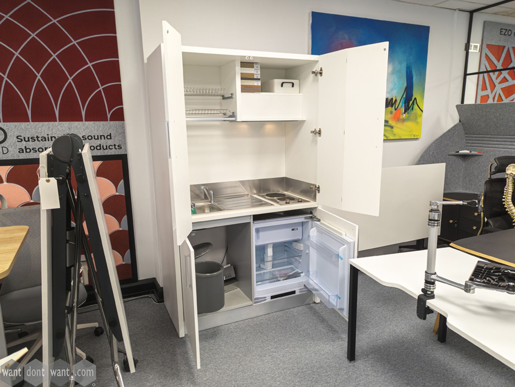 Ex-display Kitchen cupboard unit 