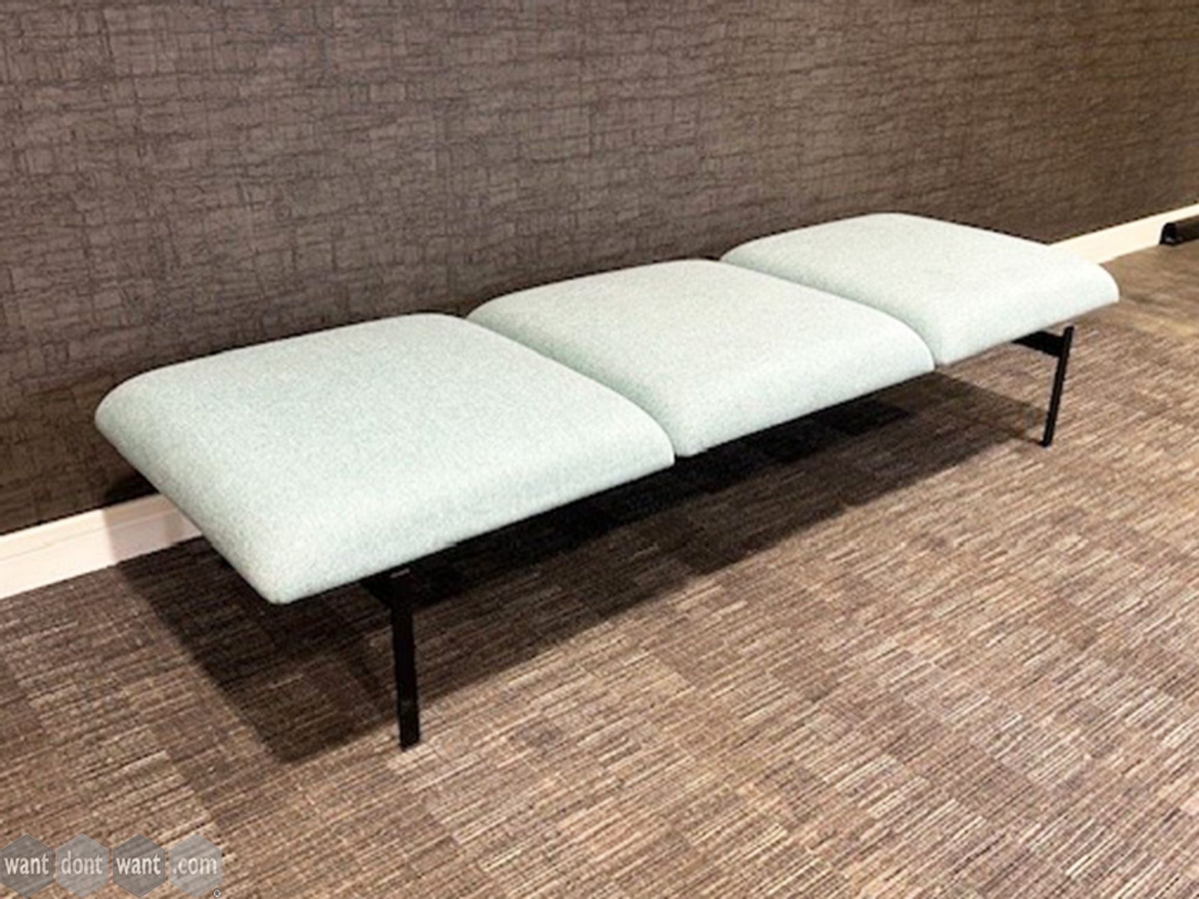 Used Arper seating