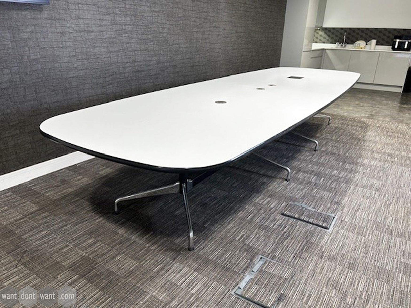 Used 4270mm Vitra Charles Eames 'Segmented' Boardroom Table