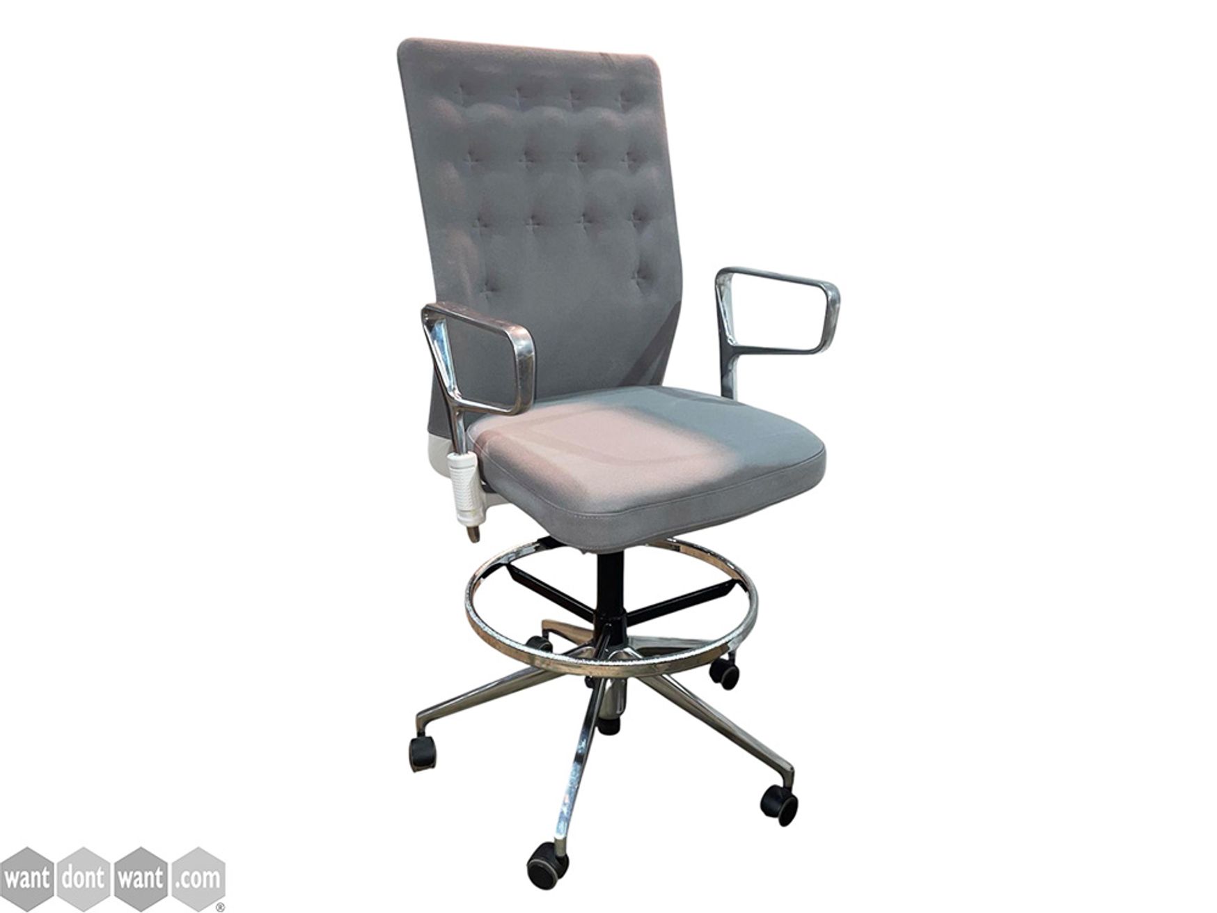 Used Vitra ID Trim draughtsman chair in grey 