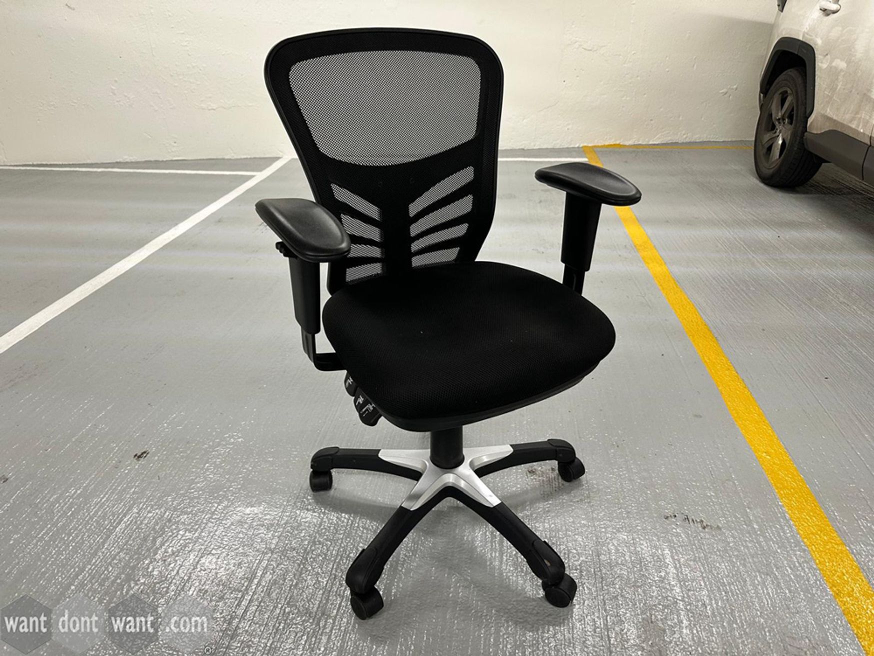 Used black operator chairs with mesh back