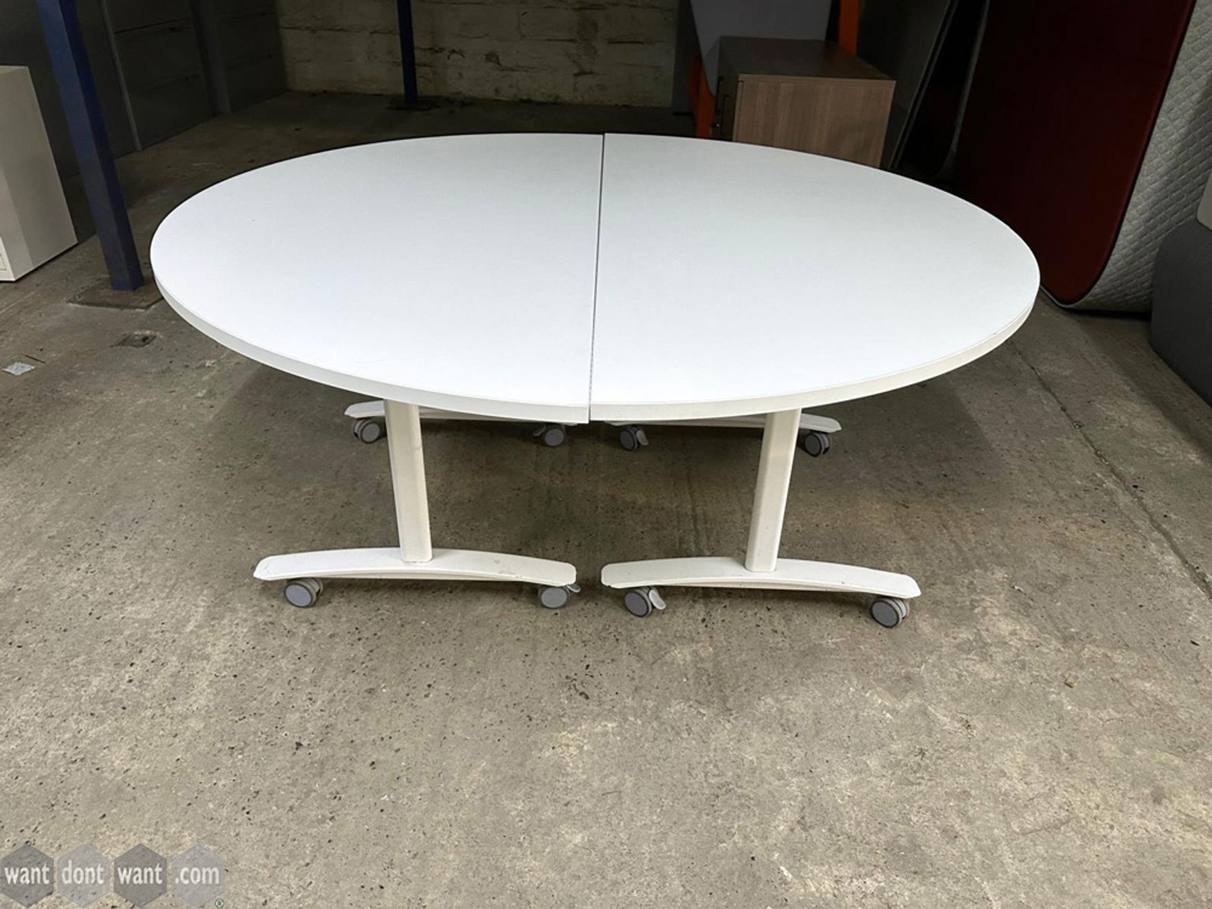 Used 1500mm white folding circular table