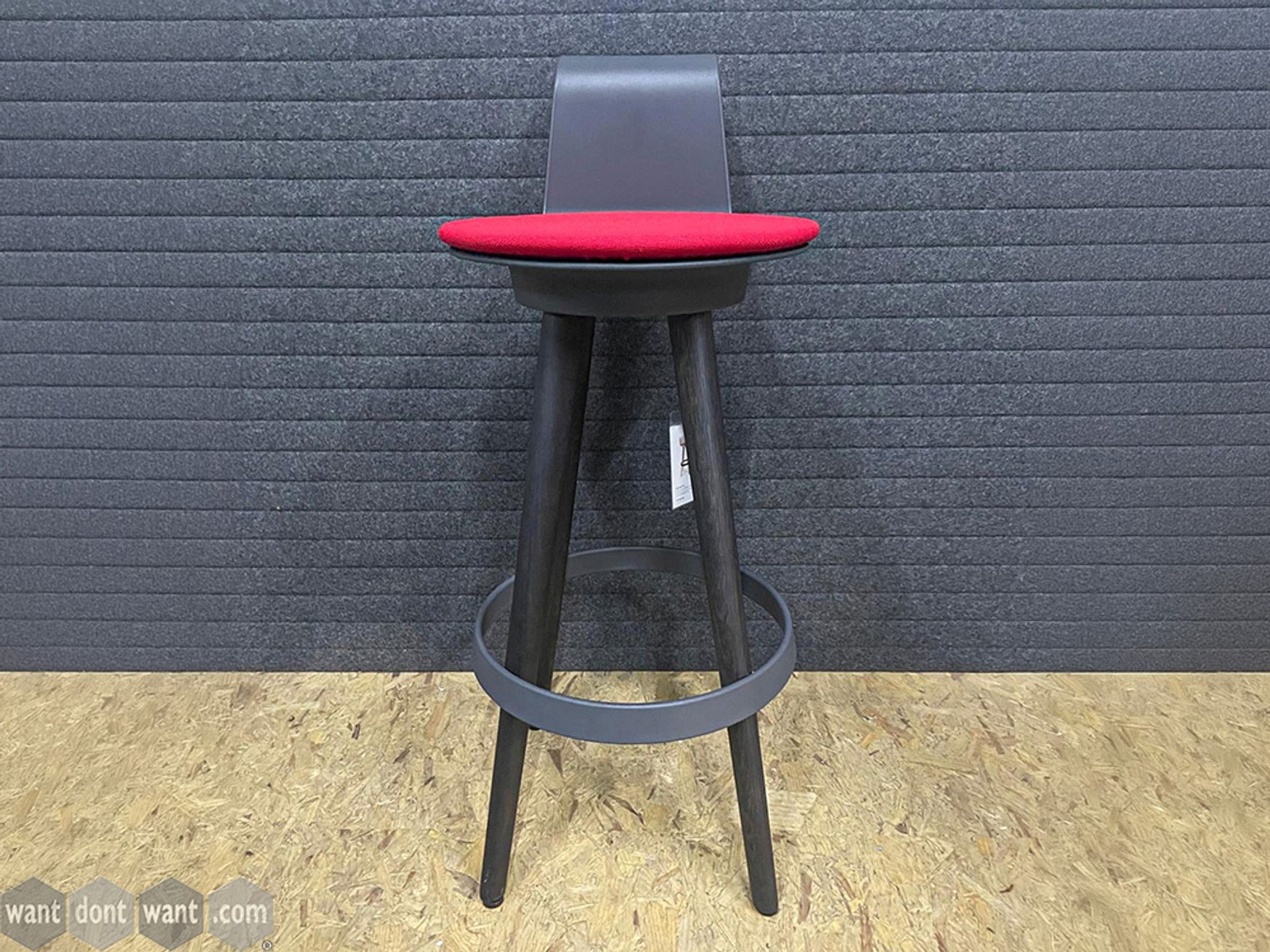 Used Bene ‘Timba’ stool in red