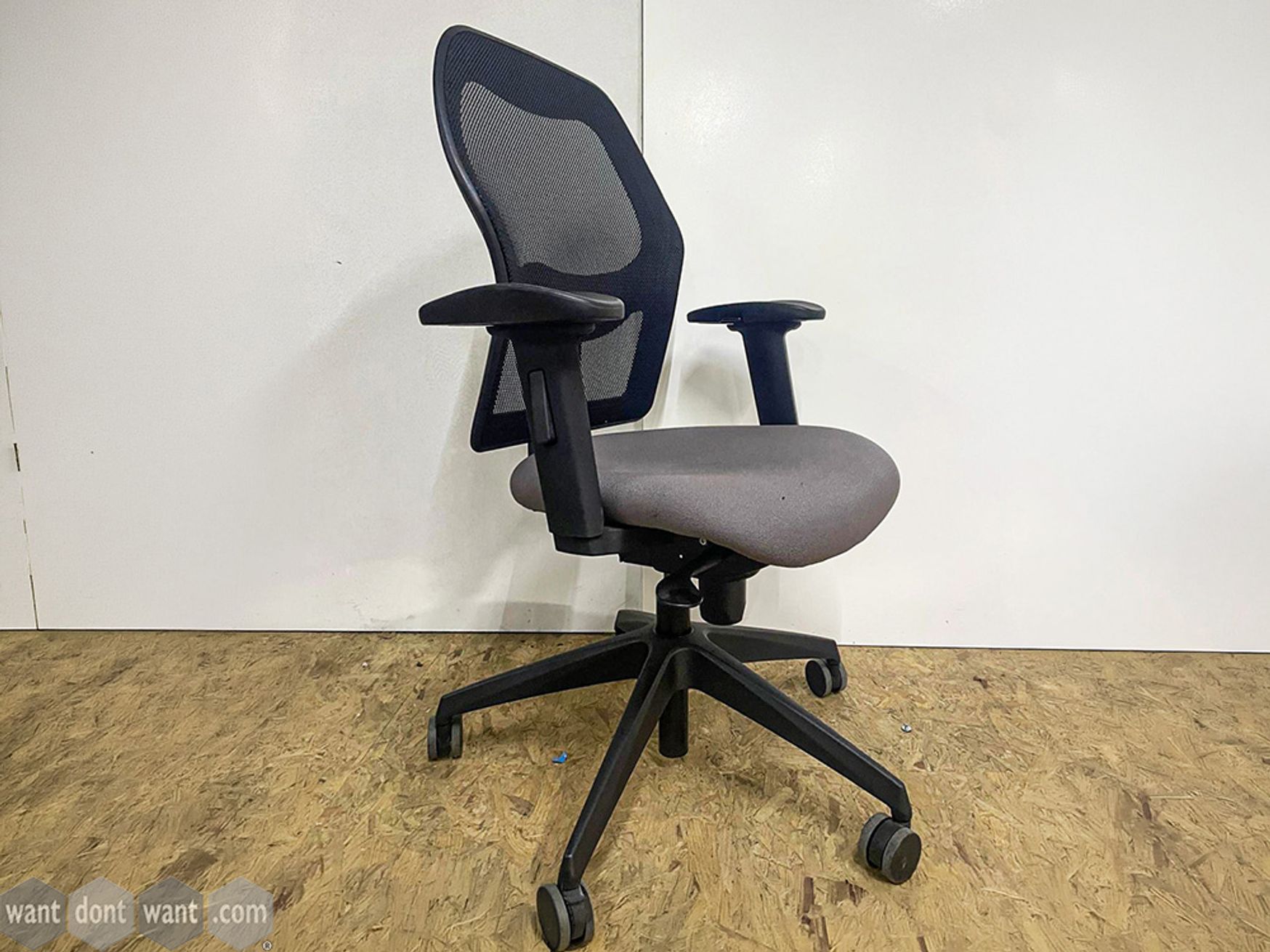 Used Adjustable operators chair