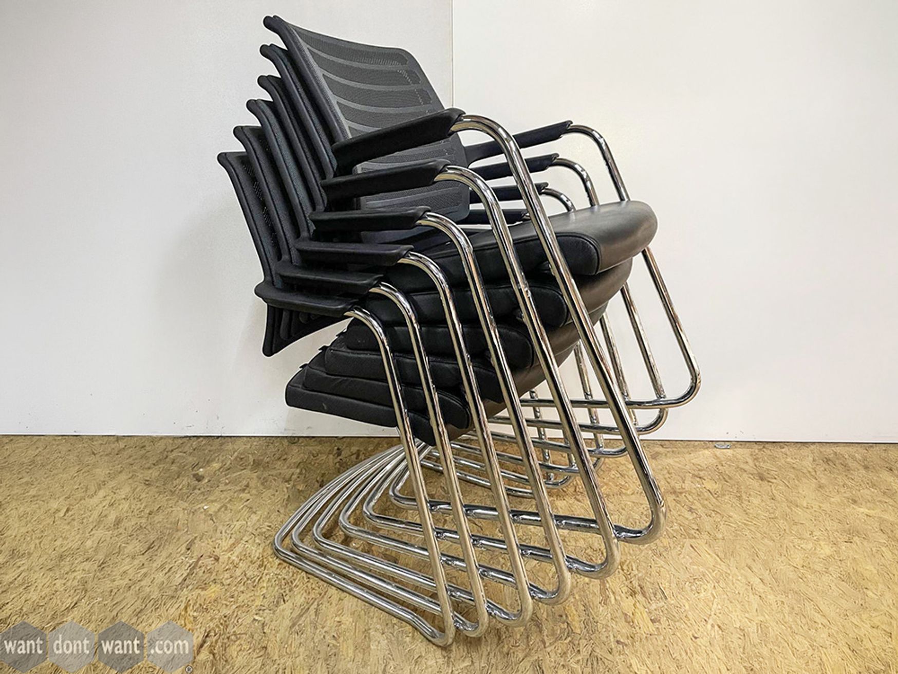 Used Interstuhl stacking meeting chair