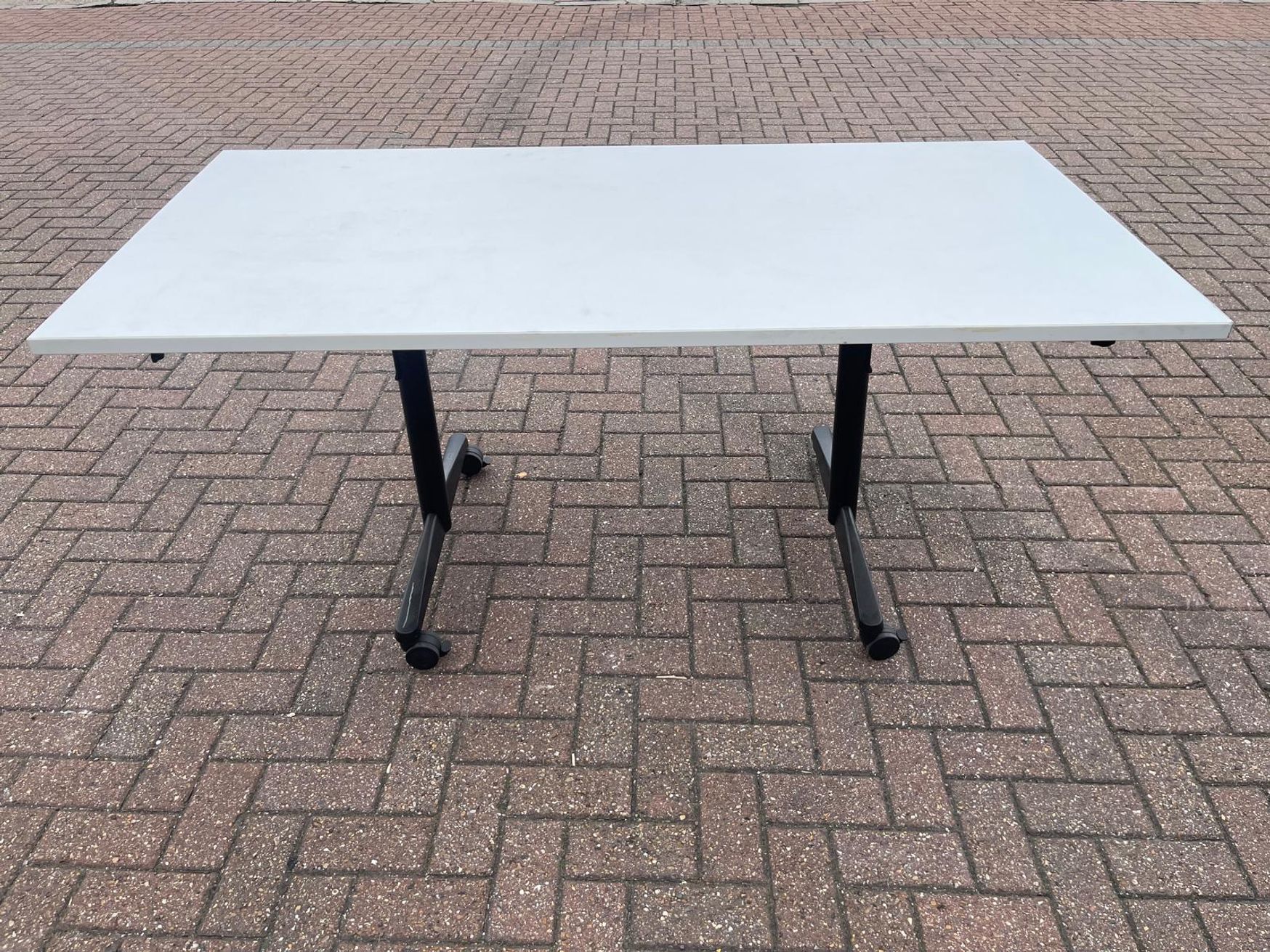 Used 1600mm white folding tables