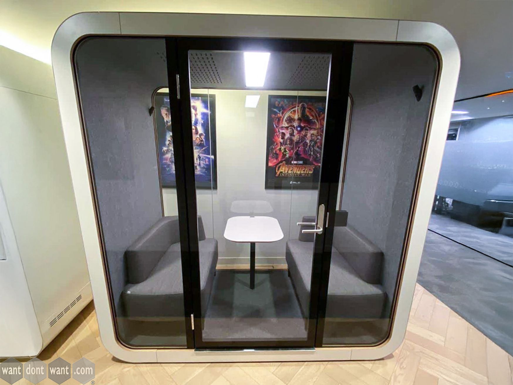 Used Framery Q Maggie acoustic pod - includes 24-month warranty!