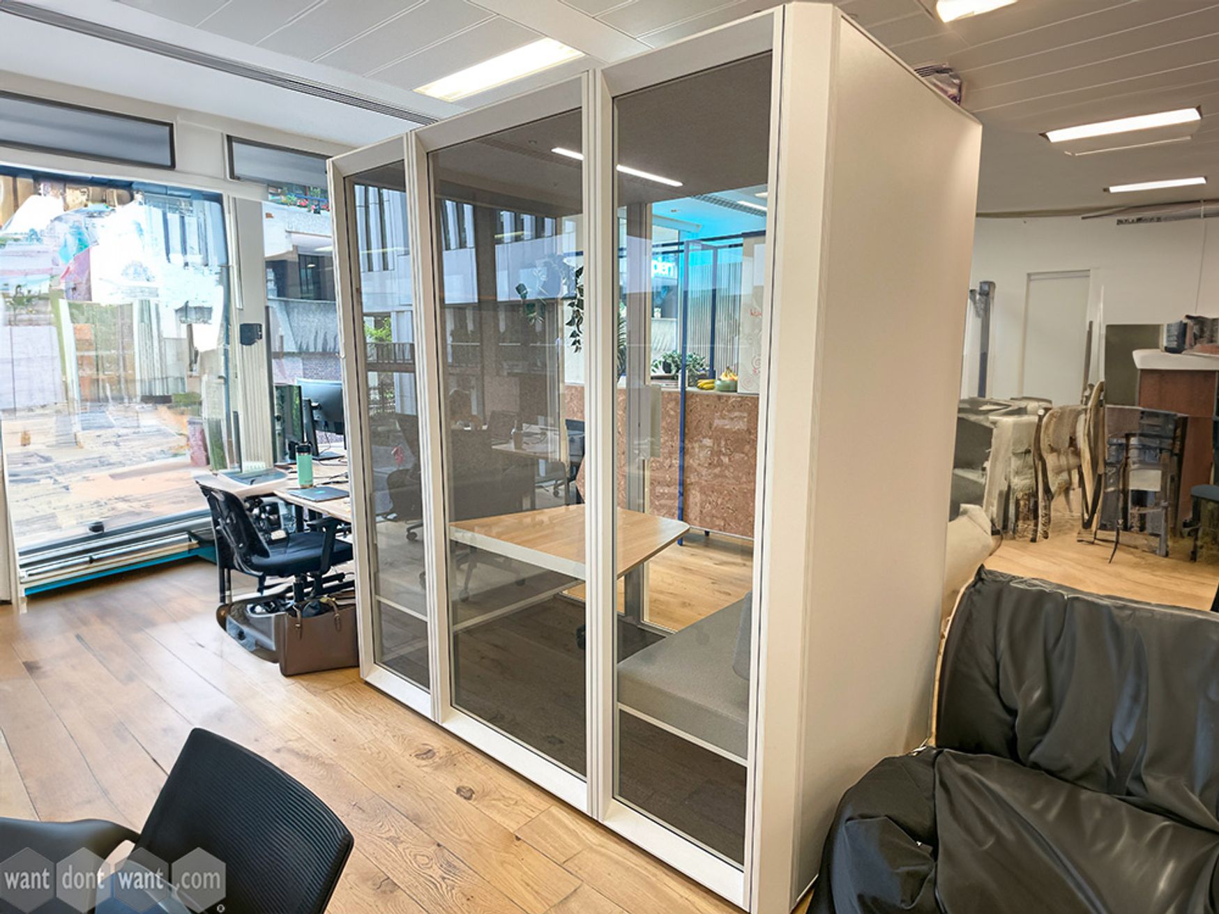 Used Mute Jetson L4 acoustic pod