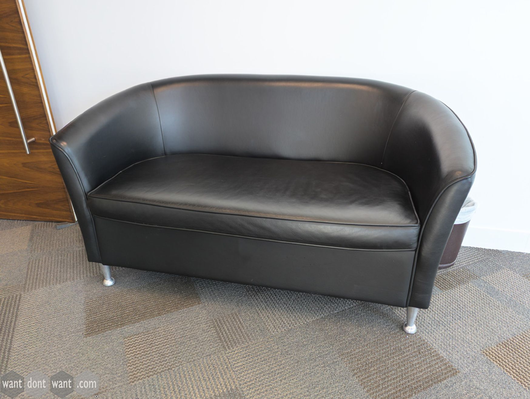 Used 1320mm sofa 