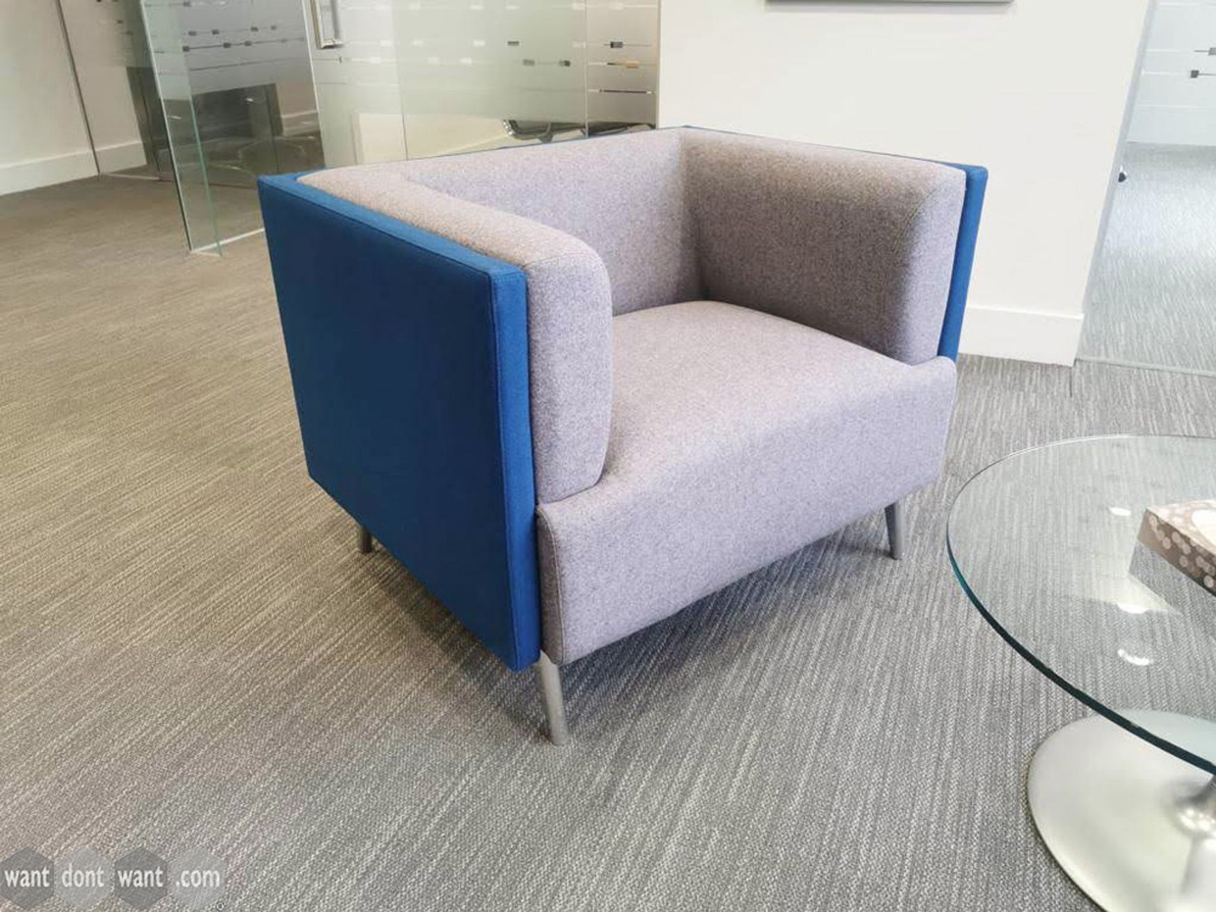 Used armchairs in blue and grey fabric