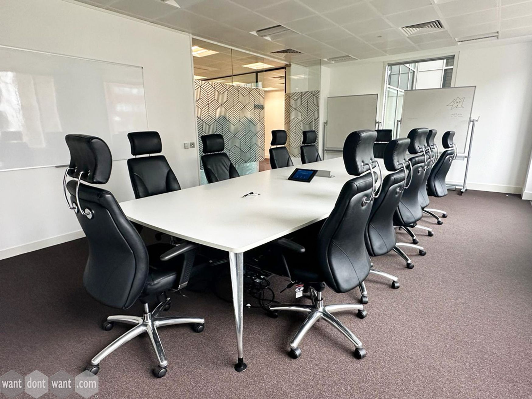 Used 4500mm Verco 'DNA' white boardroom table