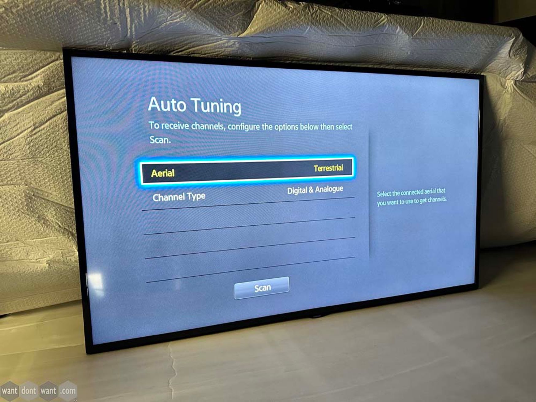 Used Samsung UE58J5200AK 58 inch Full HD 1080p Smart LED TV
