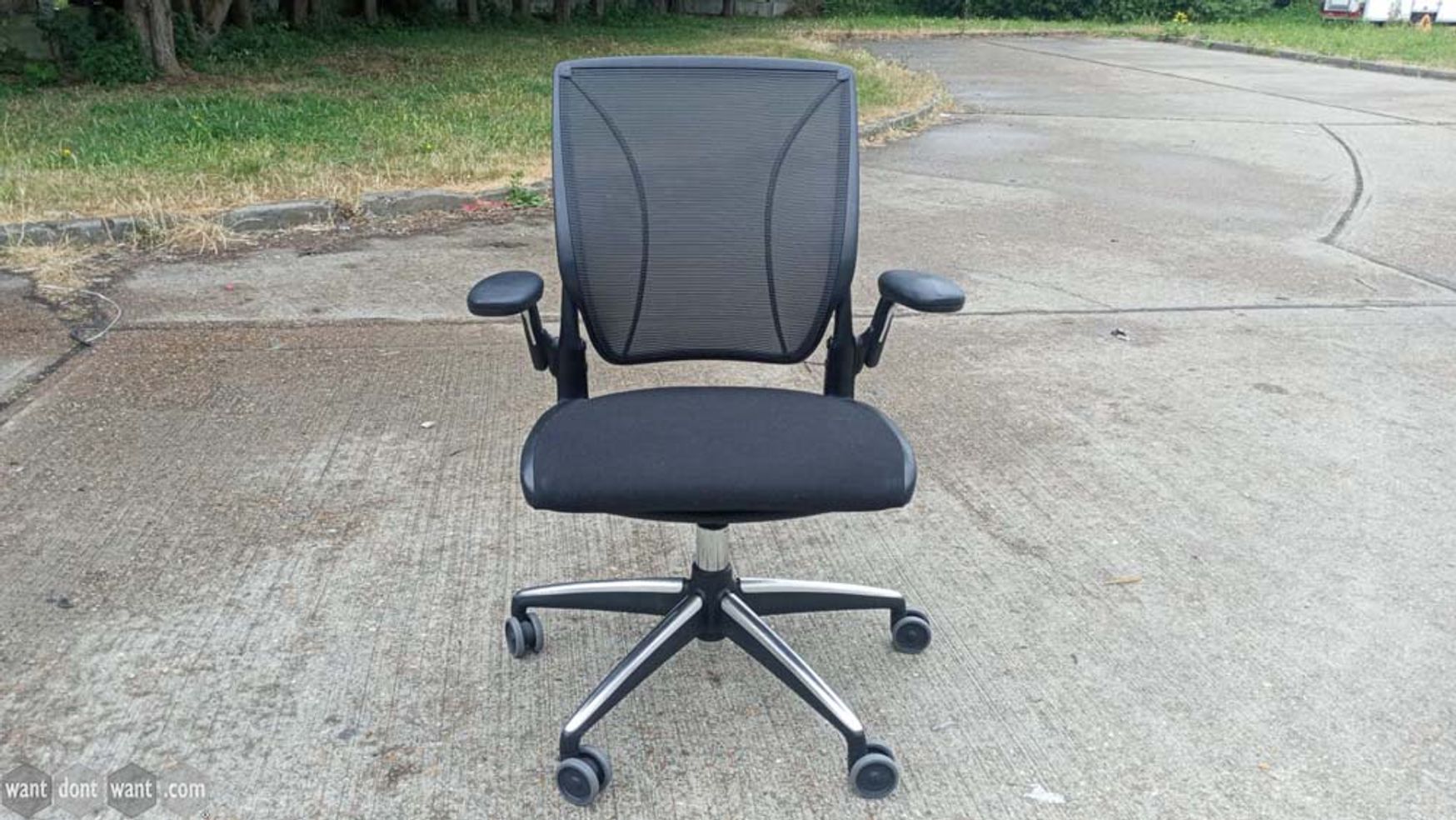 Used Humanscale 'Diffrient world' operator chair