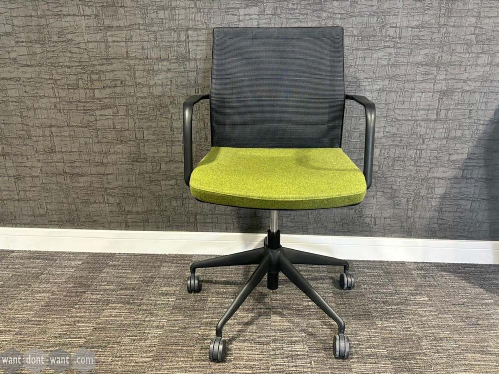 Used Orangebox Workday Meeting Chairs