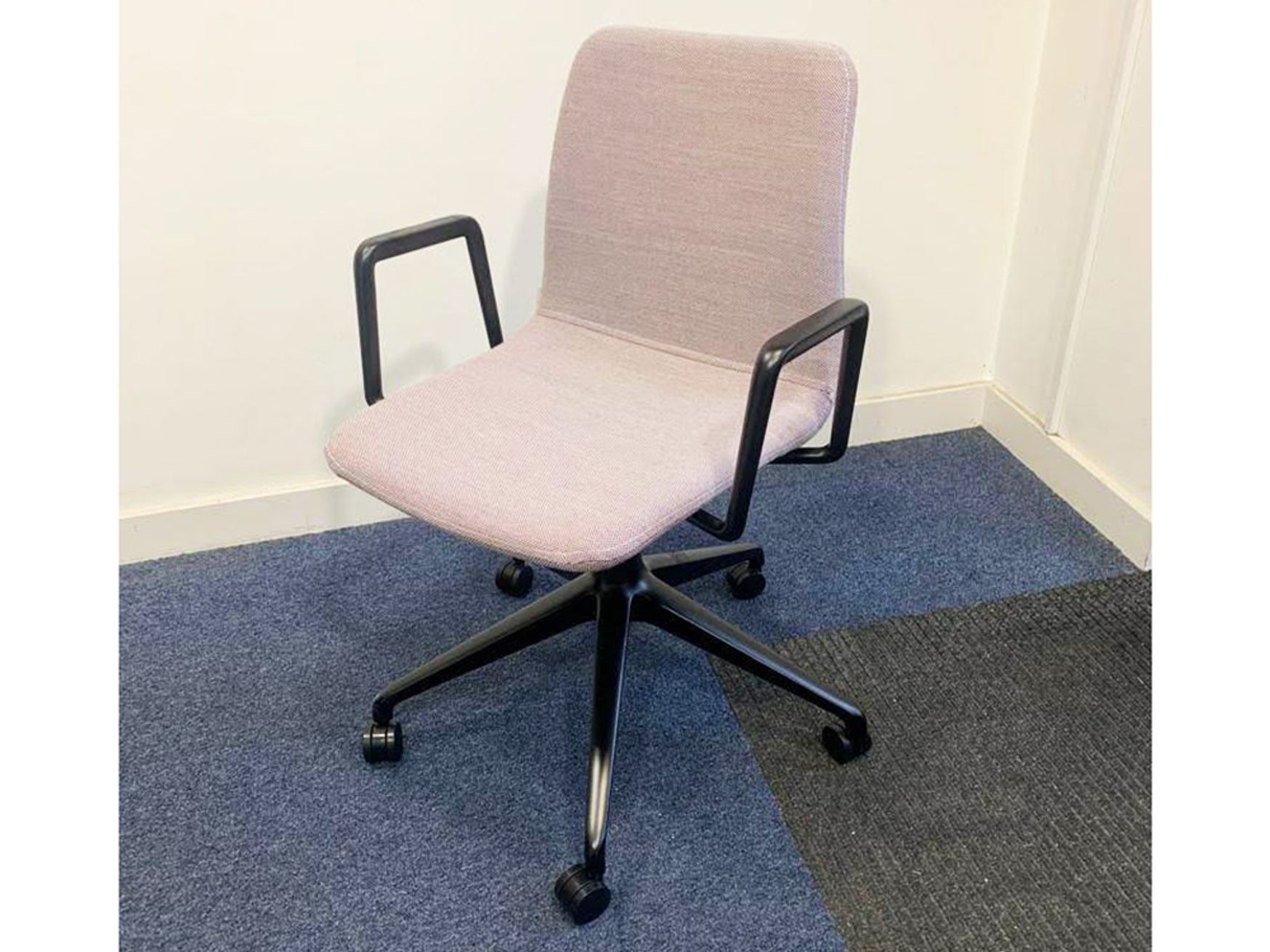 Never Used Naughtone Meeting Chairs