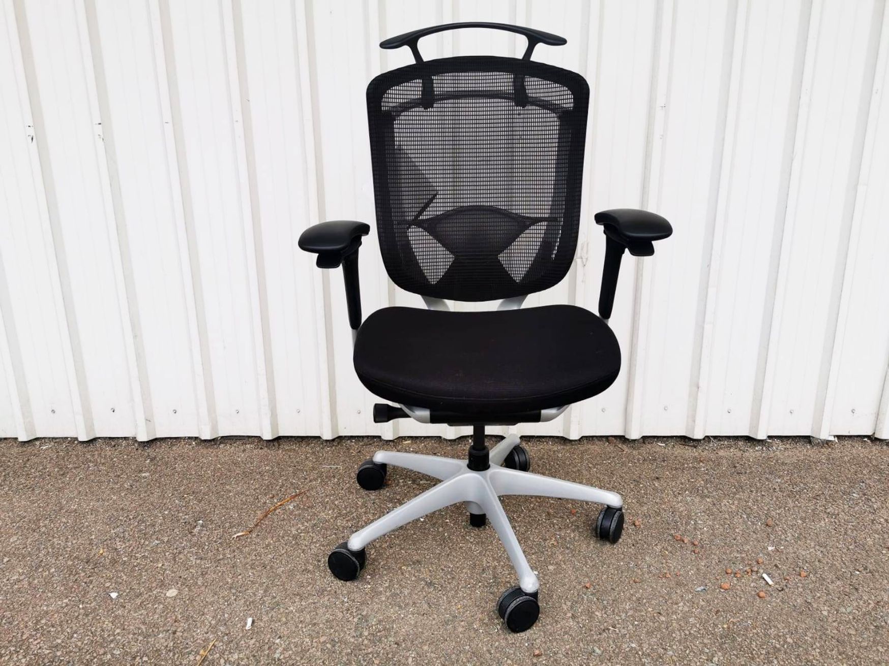 Used Okamura Contessa Operator Chair