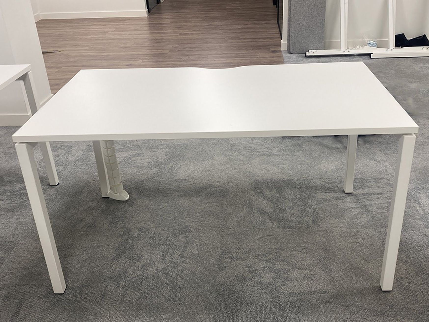 Used White single desk - 1200mm or 1600mm