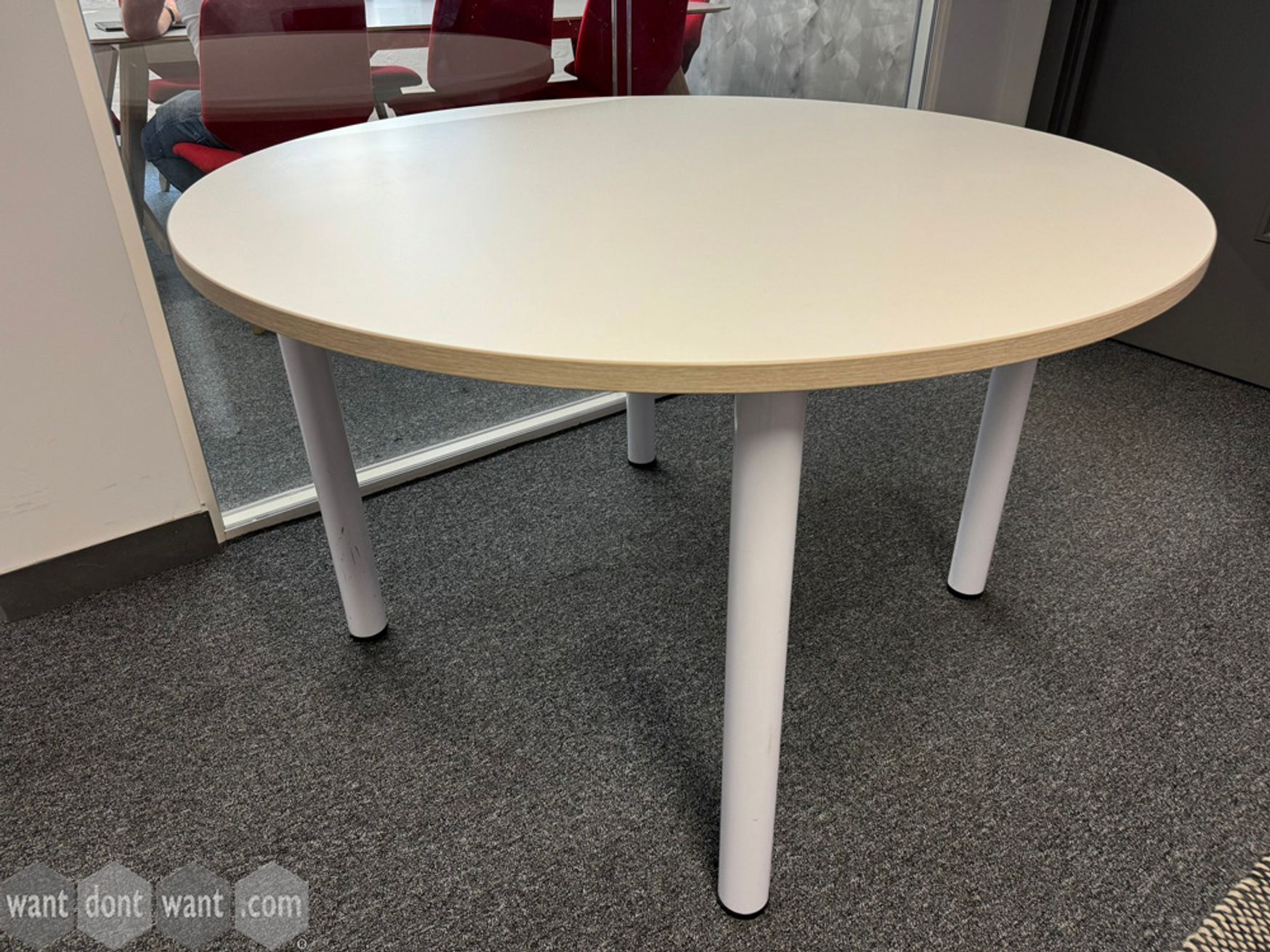Used 1200mm circular table