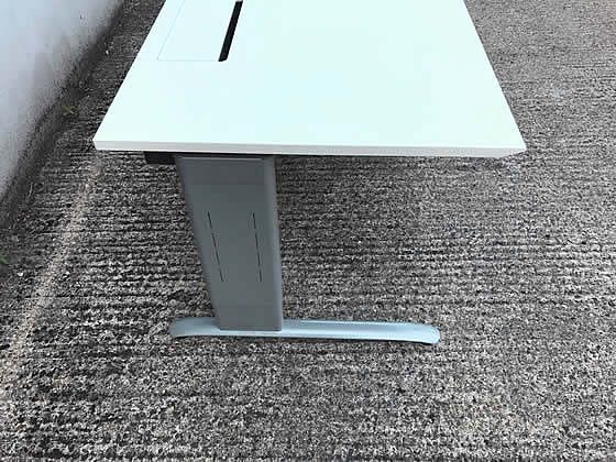 Further image of the White Single Freestanding Desks with Sliding Tops and Lift-Up Cable Ports shown in the previous image
