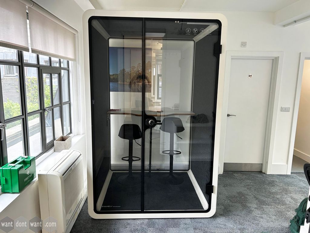 Used Soundbox Quell 2-person acoustic pod