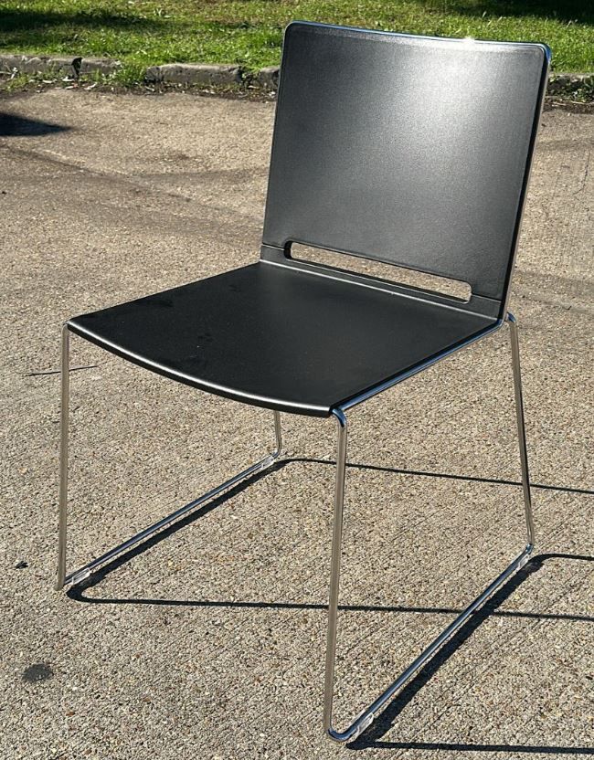 Used Mobili stackable chairs