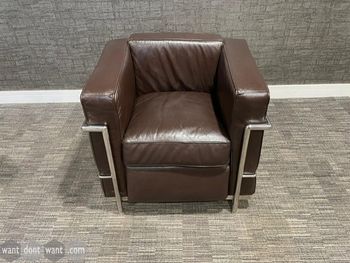 Used 780mm Cassina LC2 style armchair in brown leather