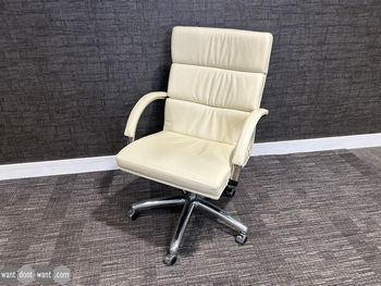 Used William hands cream leather chair