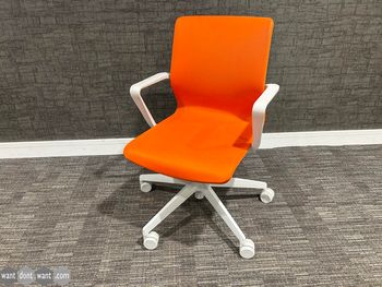 Used Viasit task chair in orange 