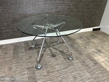 Used 1200mm Techo round glass table 