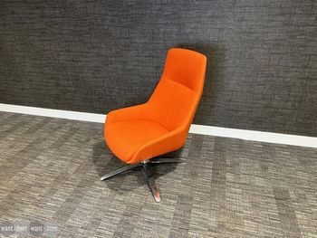 Used High back Boss lounge chair in Orange 