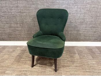 Used lounge chair
