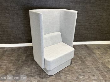 Used Naughtone Pullman chair in grey 