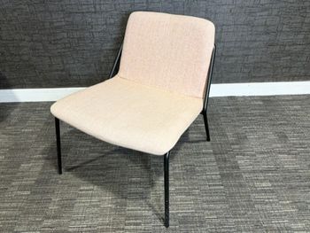 Used Workstories lounge chair
