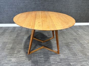 Used 1200mm solid wood table