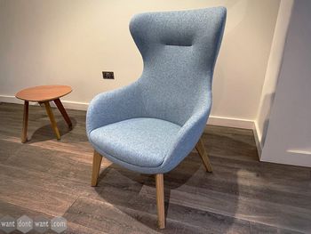 Refurbished Frovi Ilk Armchair