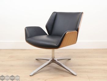 Refurbished Boss design Kruze chair
