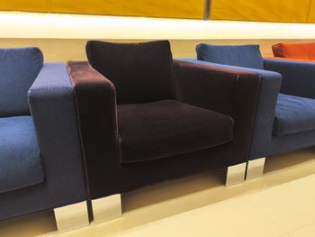 Used Minotti Pollock Armchair in dark purple