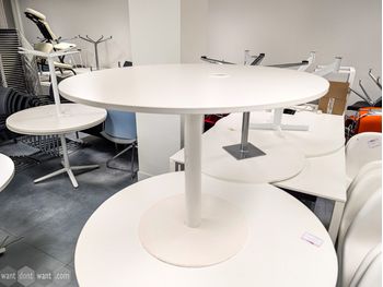 Used 1000mm Techo circular table with off-centra port

