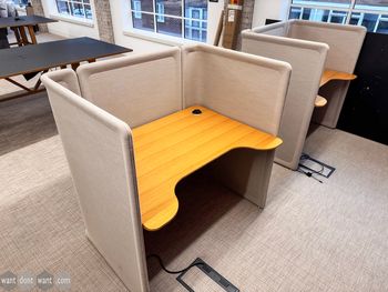 Used 1250mm Coalesse Lagunitas Focus Nook Touchdown Workstation