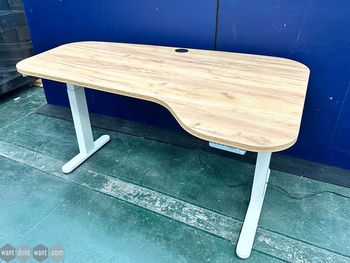 Used Vehyl Workmeet 1560mm sit stand desks