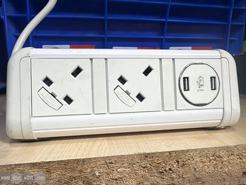 Used power module with 2 x USB-A