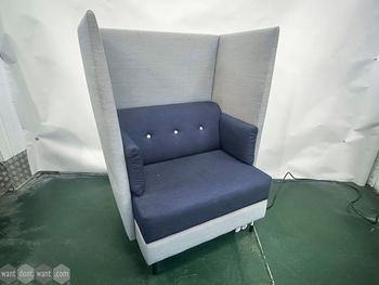 Used 1030mm Orangebox Cozi Booth 