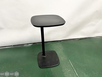 Used 345mm Allermuir host table in black