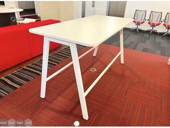 Used Elite high table
