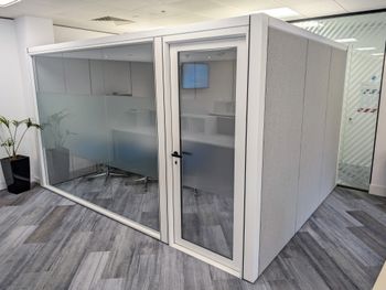 Used Task Systems acoustic meeting pod