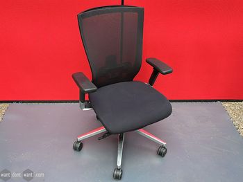 Used Techo Sidiz task chair 