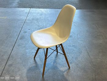 Used Vitra chair with white shell