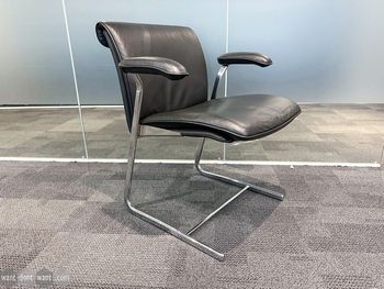 Used Boss design Delphi leather meeting chair 