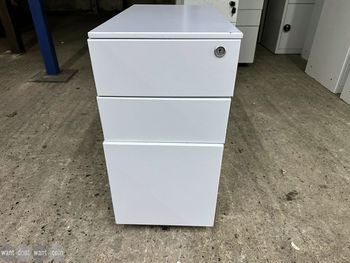 Used 3-drawer slim line pedestal 
